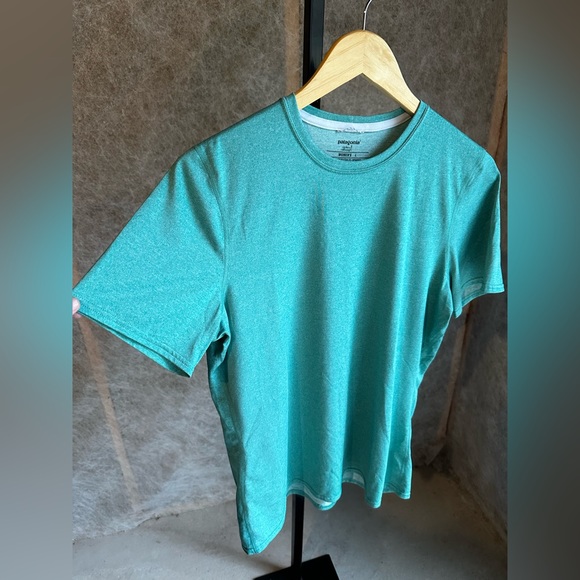 Patagonia Women’s Green Capilene1 Silk Weight Athletic Tee Size L - Picture 5 of 7